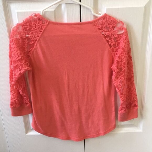 🔹Salmon Lacey Raglan Blouse Girl’s Size 14 - Picture 3 of 3